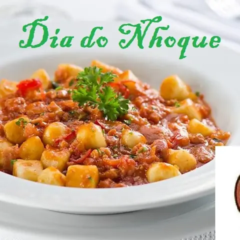 Prato de nhoque à bolonhesa no Dia do Nhoque